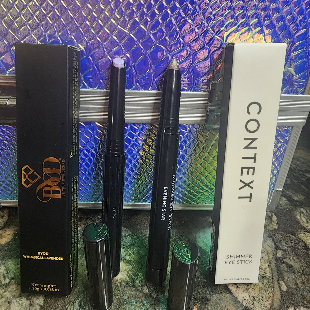 2 NIB Shadow Shimmer Eye Sticks